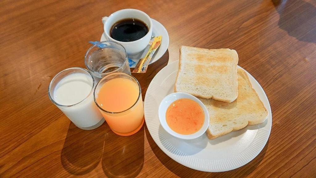 فندق ذا أيكونيك مطار سوفارنابومي بواسطة أنداكورا بان بانغ بو المظهر الخارجي الصورة